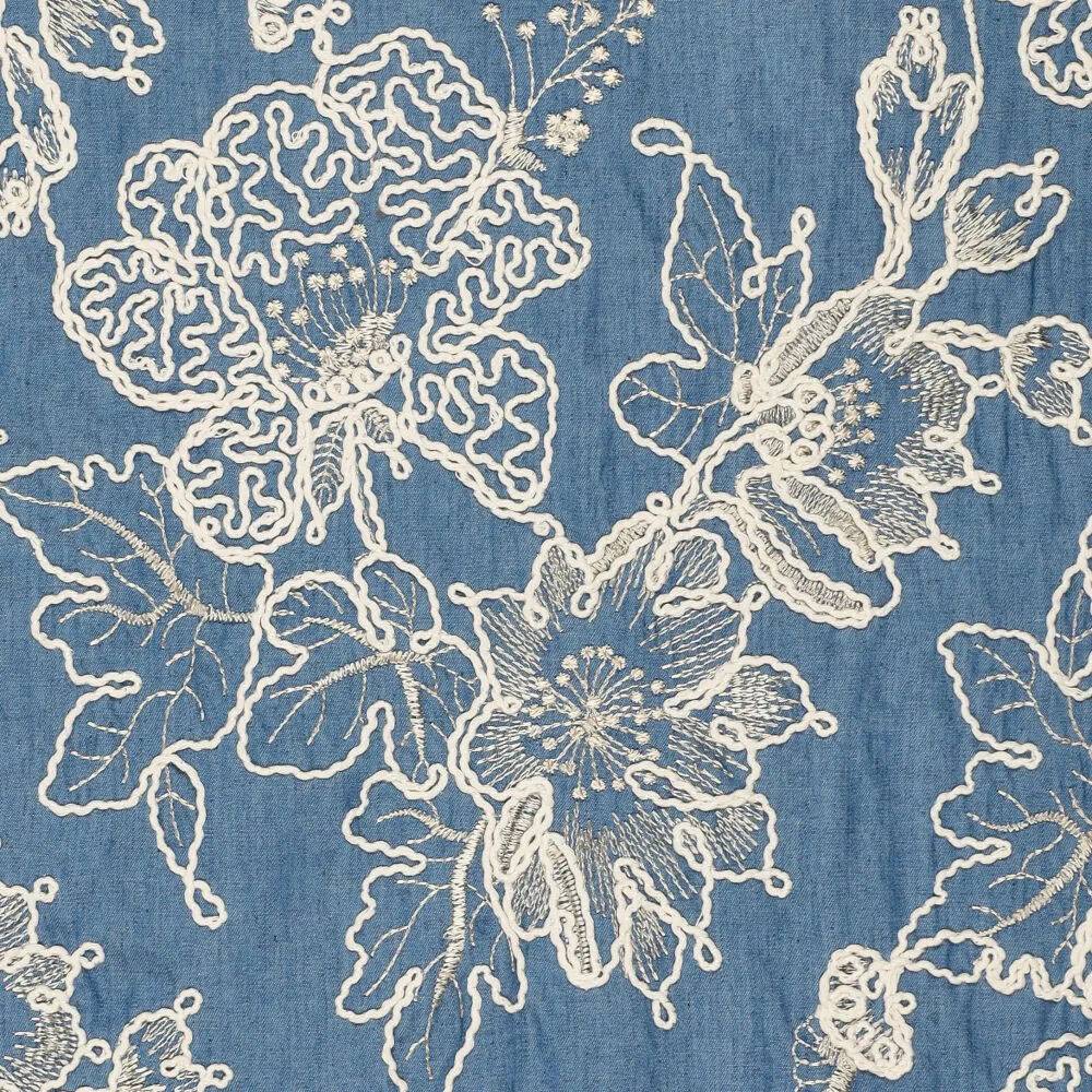 21926 Flora Embroidery Denim